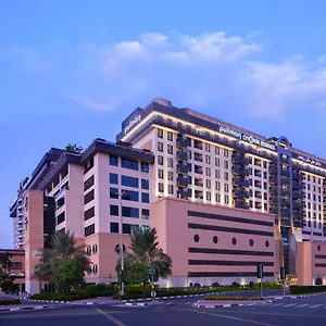 Pullman Creek Centre Residences Aparthotel